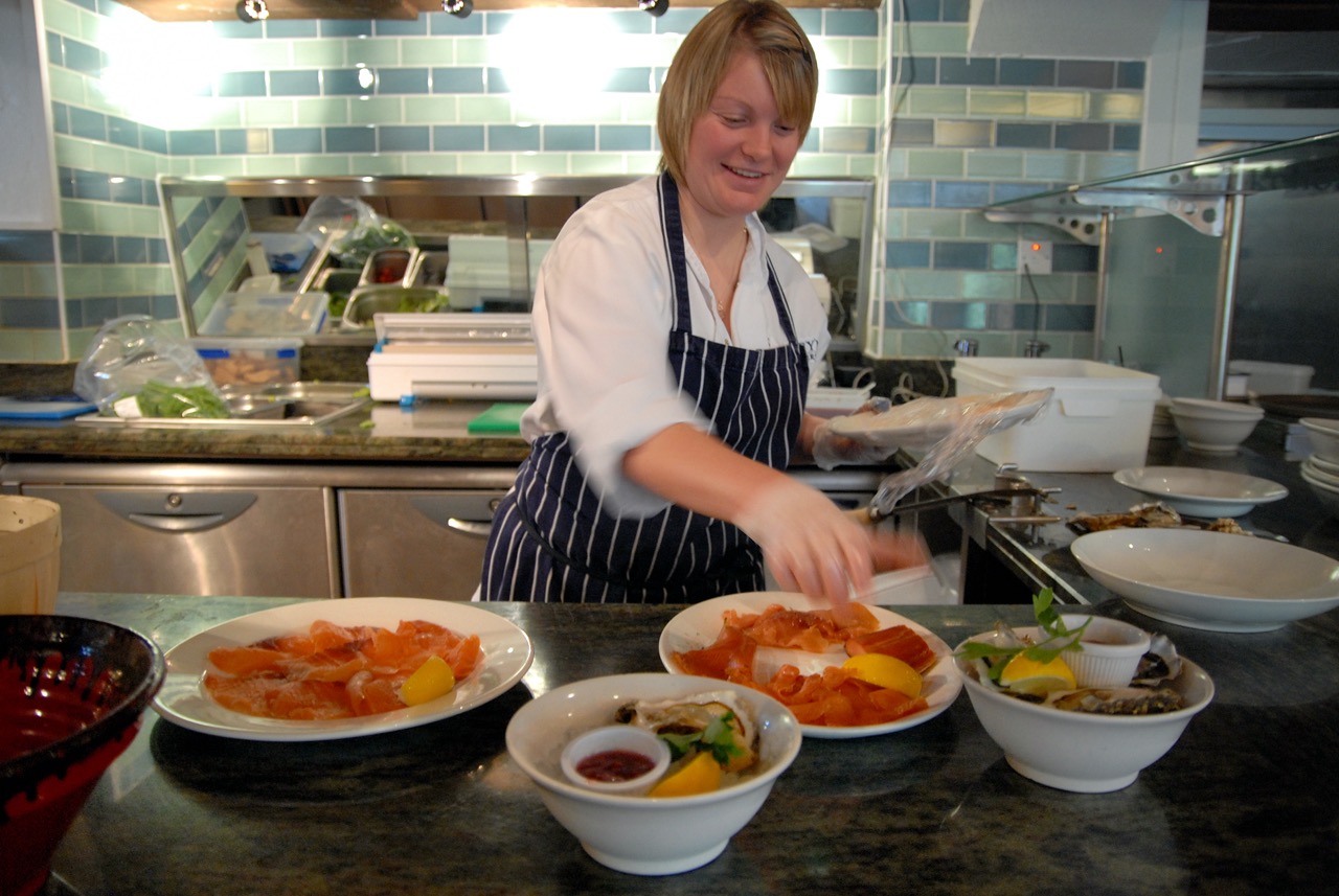 99 azz preparazione salmone.jpg